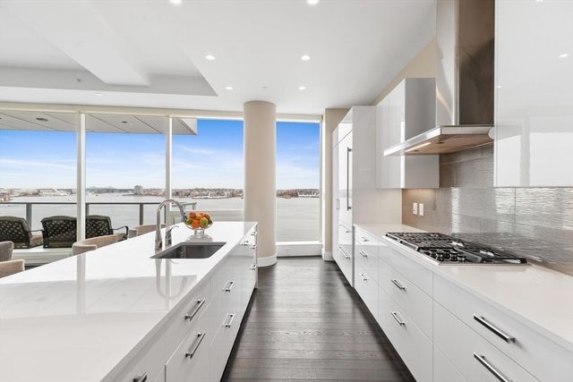 50 Liberty Dr 10K, Boston, MA 02210