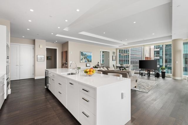 50 Liberty Dr 10K, Boston, MA 02210