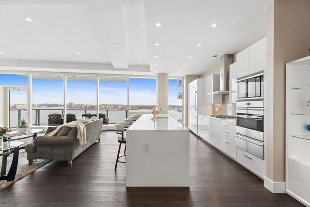 50 Liberty Dr 10K, Boston, MA 02210