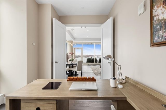 50 Liberty Dr 10K, Boston, MA 02210