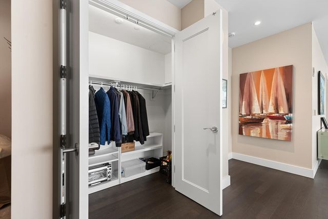 50 Liberty Dr 10K, Boston, MA 02210