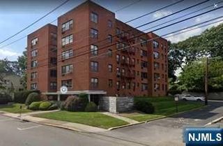 1541 Lemoine Avenue 3A, Fort Lee, NJ 07024