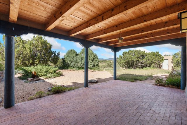71 Camerada Loop, Santa Fe, NM 87508