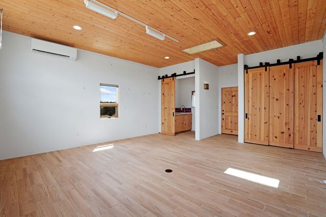 71 Camerada Loop, Santa Fe, NM 87508