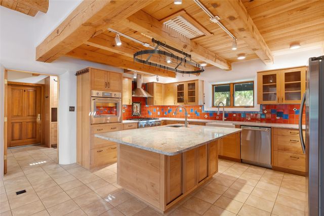71 Camerada Loop, Santa Fe, NM 87508