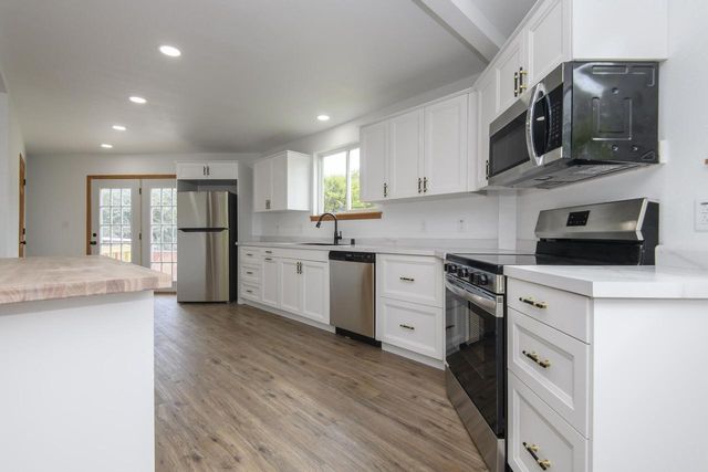 320 Mill STREET, Fox Lake, WI 53933