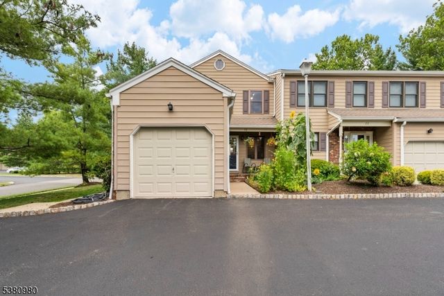 78 Sunrise Dr, Long Hill Twp., NJ 07933