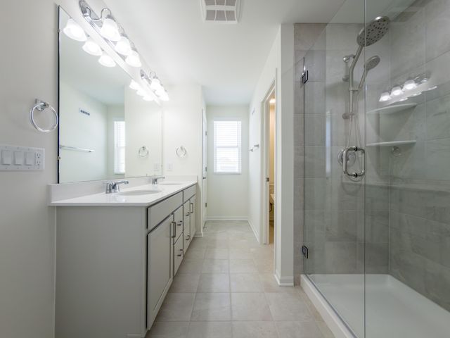 25552 Tolstoy Trail, Novi City, MI 48375