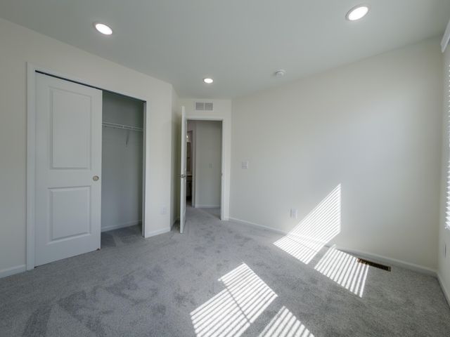 25552 Tolstoy Trail, Novi City, MI 48375