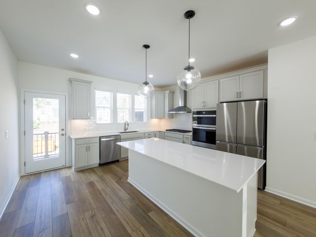 25552 Tolstoy Trail, Novi City, MI 48375