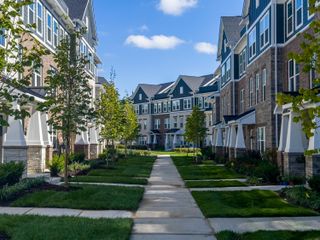 25552 Tolstoy Trail, Novi City, MI 48375