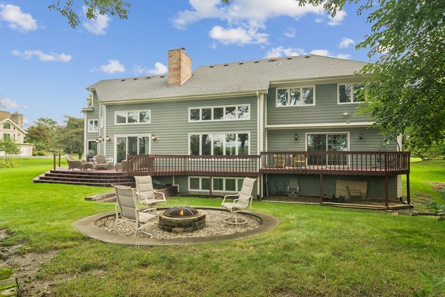 21680 Cambridge Drive, Kildeer, IL 60047
