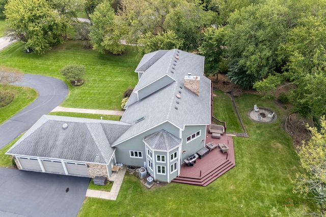 21680 Cambridge Drive, Kildeer, IL 60047