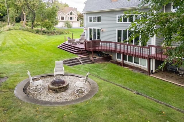 21680 Cambridge Drive, Kildeer, IL 60047