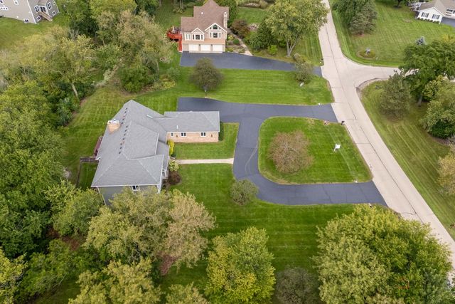 21680 Cambridge Drive, Kildeer, IL 60047