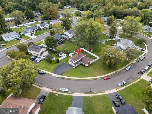 10 DURHAM TER, Eastampton, NJ 08060