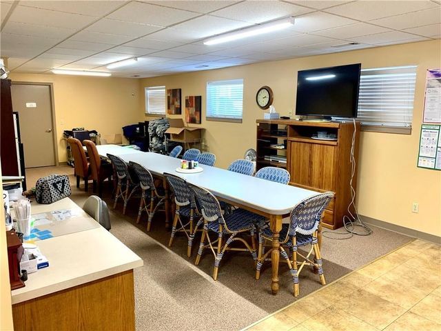 3904 Beck Road, St Joseph, MO 64506