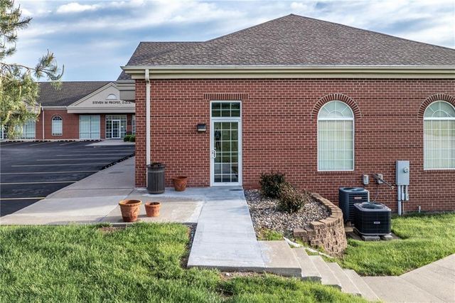 3904 Beck Road, St Joseph, MO 64506