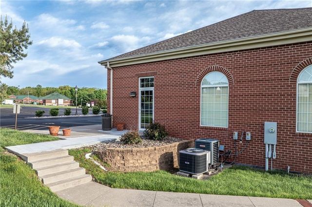 3904 Beck Road, St Joseph, MO 64506