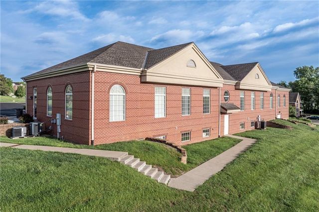 3904 Beck Road, St Joseph, MO 64506