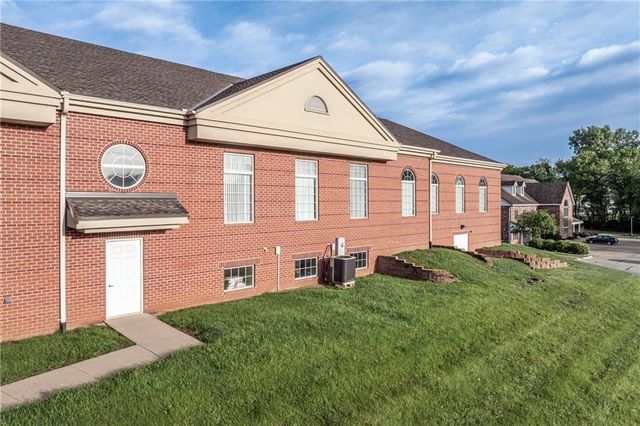 3904 Beck Road, St Joseph, MO 64506