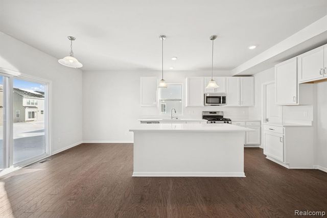 27148 Silo Drive, Saline, MI 48176