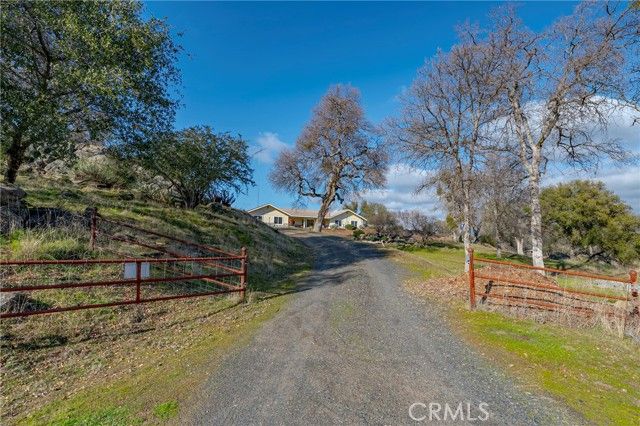 4244 Woodview Lane, Mariposa, CA 95338