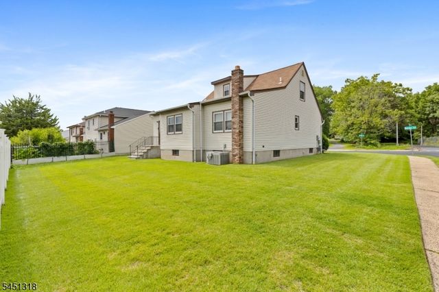 1497 Burnet Ave, Union Twp., NJ 07083