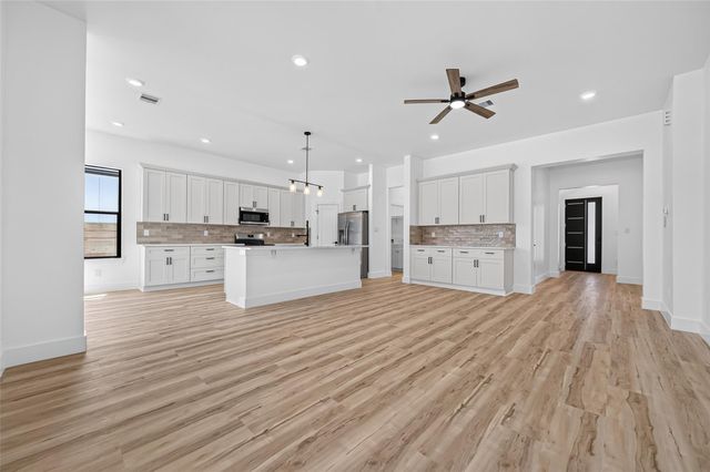 1424 Flamingo Street, Conroe, TX 77385