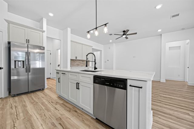 1424 Flamingo Street, Conroe, TX 77385