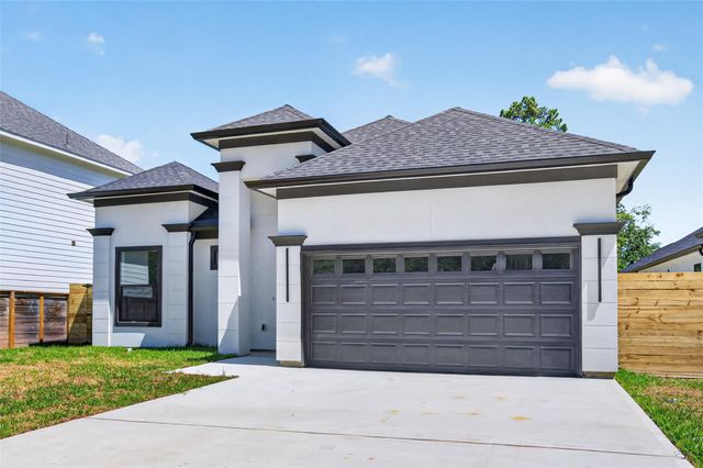 1424 Flamingo Street, Conroe, TX 77385