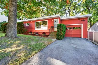 73 Constant Street, Manchester, NH 03103