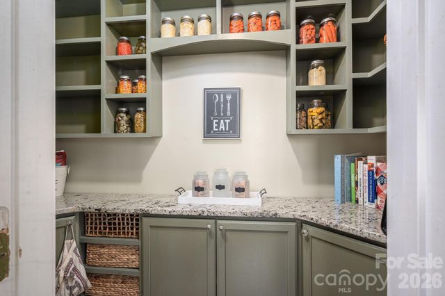 3272 Oak Ridge Circle, Lincolnton, NC 28092