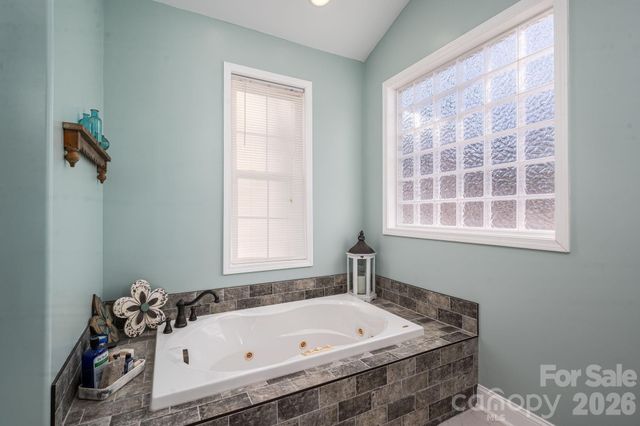 3272 Oak Ridge Circle, Lincolnton, NC 28092