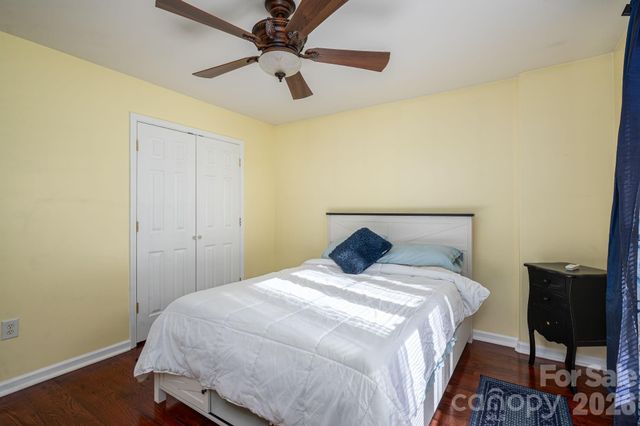 3272 Oak Ridge Circle, Lincolnton, NC 28092