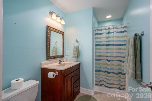 3272 Oak Ridge Circle, Lincolnton, NC 28092