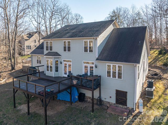 3272 Oak Ridge Circle, Lincolnton, NC 28092