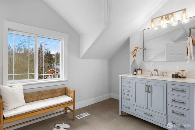 1427 MLK Jr Way, Seattle, WA 98122