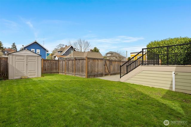 1427 MLK Jr Way, Seattle, WA 98122