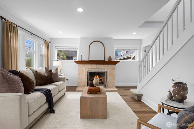 1427 MLK Jr Way, Seattle, WA 98122