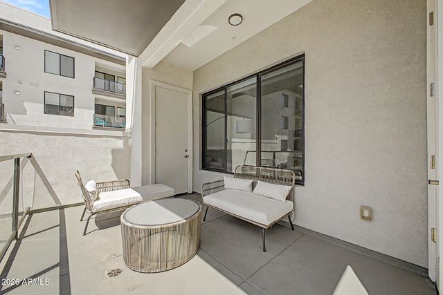 7300 E EARLL Drive 2001, Scottsdale, AZ 85251