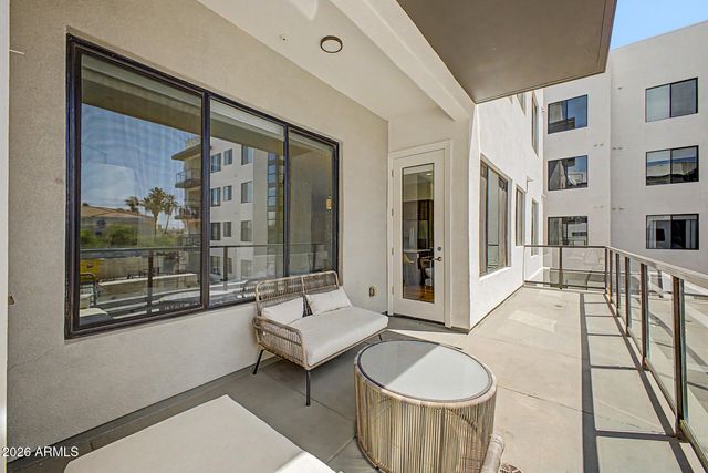 7300 E EARLL Drive 2001, Scottsdale, AZ 85251