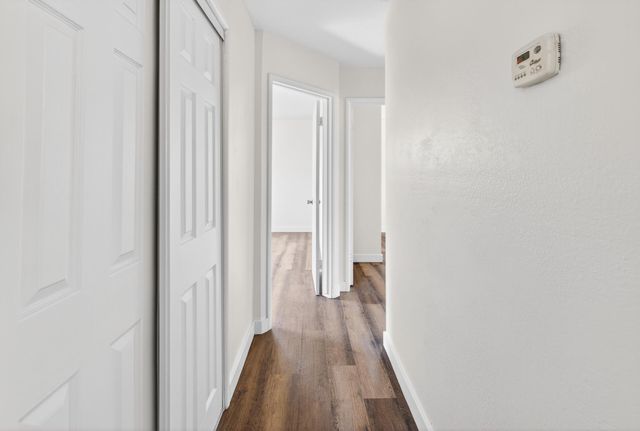 1119 W Dove Drive, Visalia, CA 93291