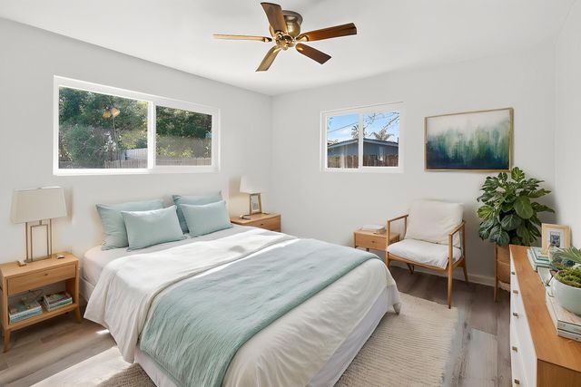 1119 W Dove Drive, Visalia, CA 93291