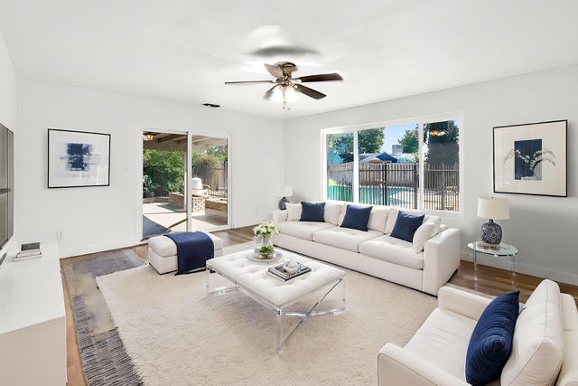 1119 W Dove Drive, Visalia, CA 93291