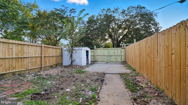 2238 15TH ST NE, Washington, DC 20018