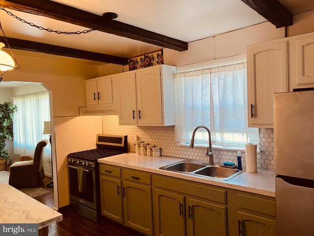 108 ROCKWOOD AVE, York, PA 17406