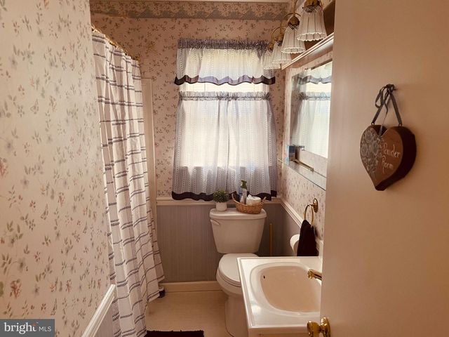 108 ROCKWOOD AVE, York, PA 17406