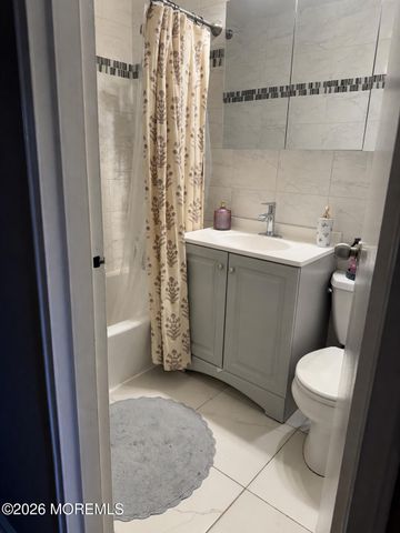 321 Spring Street 8, Red Bank, NJ 07701