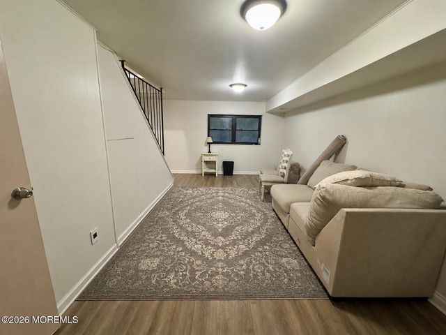321 Spring Street 8, Red Bank, NJ 07701